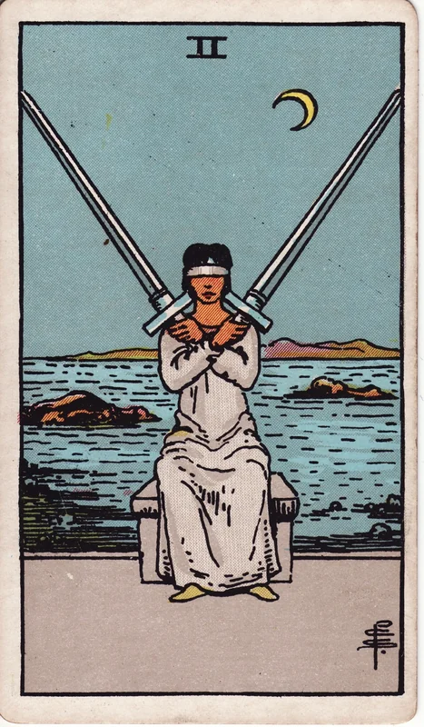 Two of Swords — 2 Kiếm