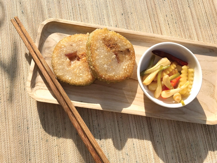 Thưởng thức dưa món miền Trung